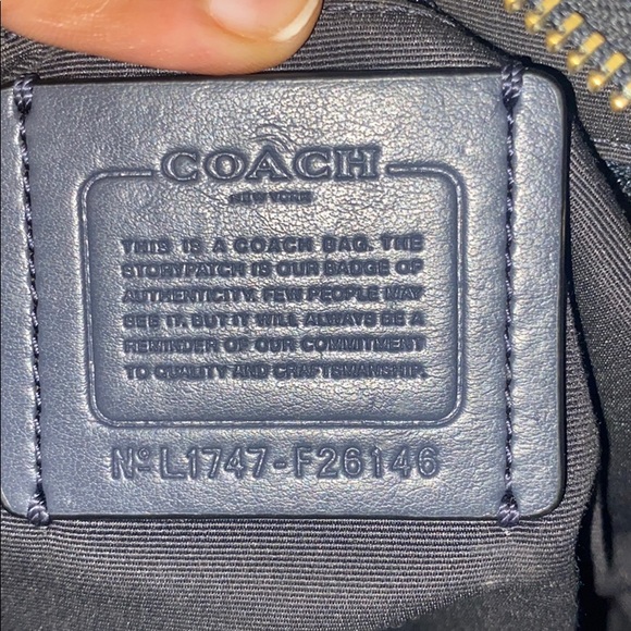 Authentic Coach purse - Picture 2 of 6